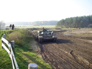 Panzerfahrschule_2011_31